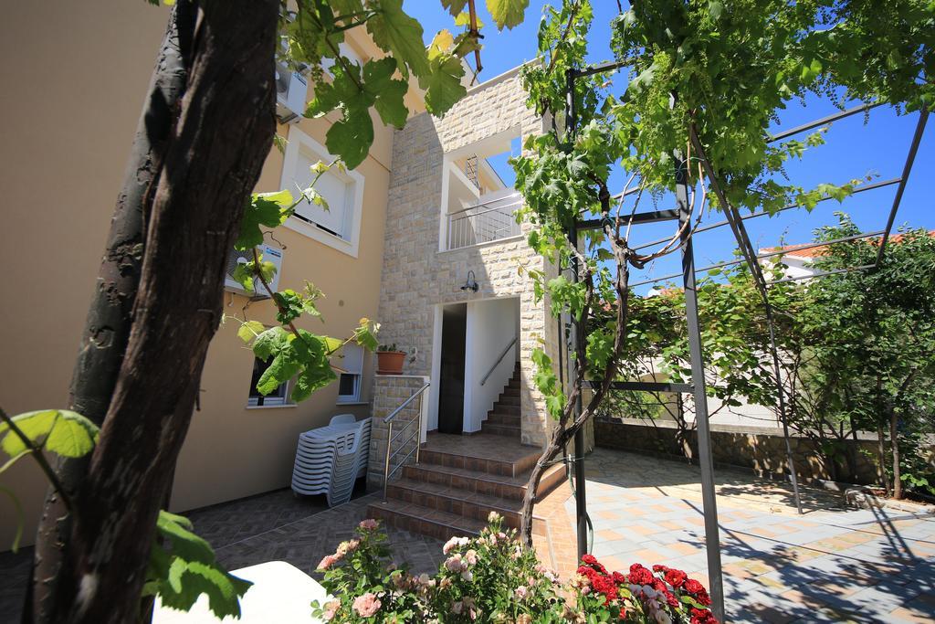 Apartments Superba Brodarica  Kültér fotó